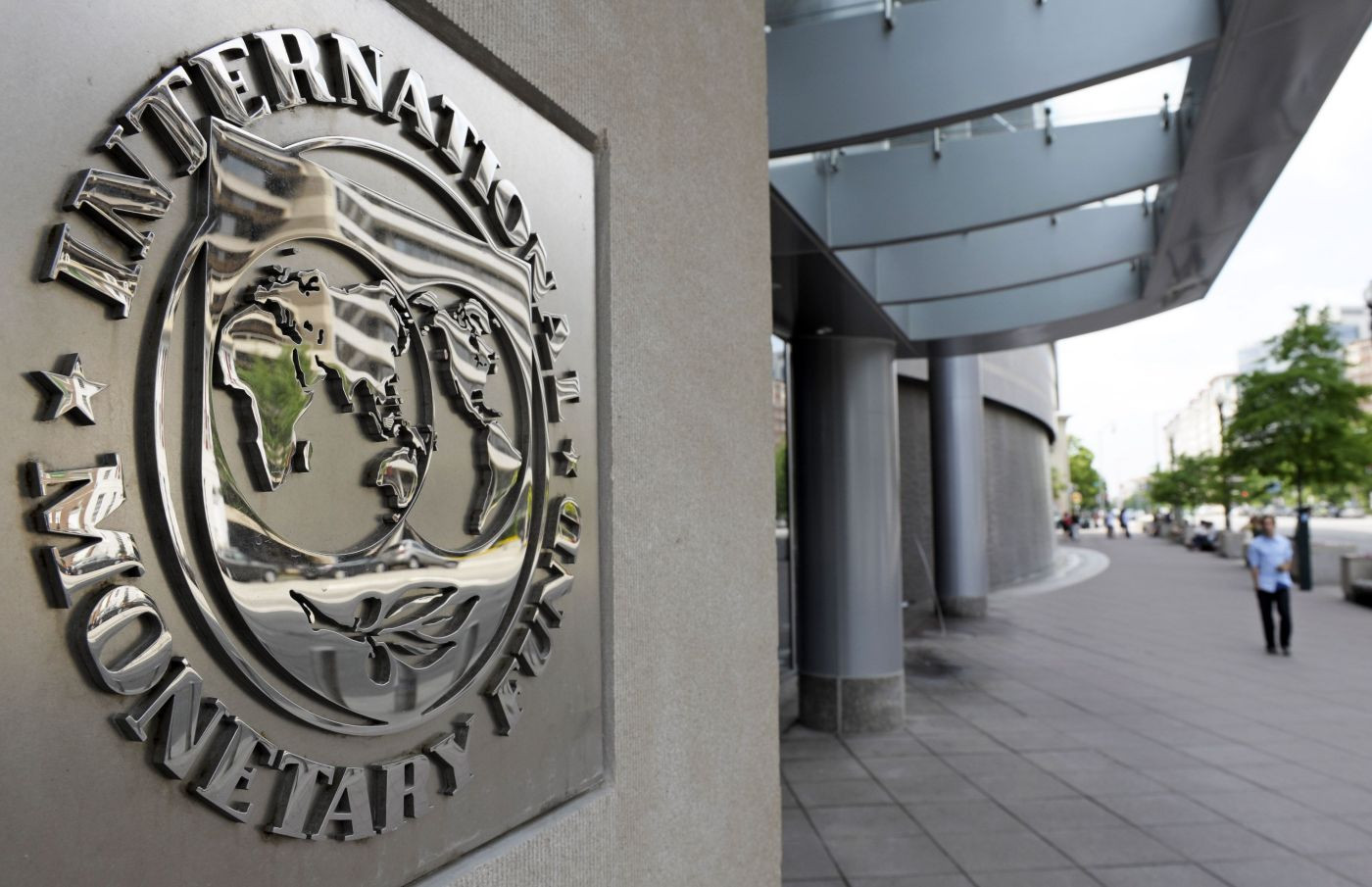 IMF dự báo tăng trưởng toàn cầu năm 2015 đạt mức 3,5% 