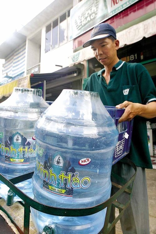 Nước khoáng Vĩnh Hảo chiếm thị phần lớn tại TP.HCM doanhnhansaigon