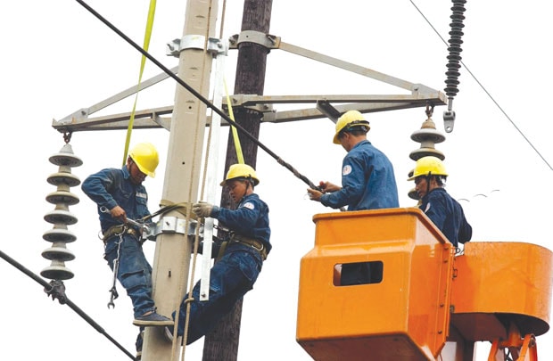 Nỗi lo về điện: Giá tăng, nguồn thiếu