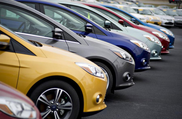 Đề xuất tăng gấp 5 lần lệ phí đăng ký mới ô tô