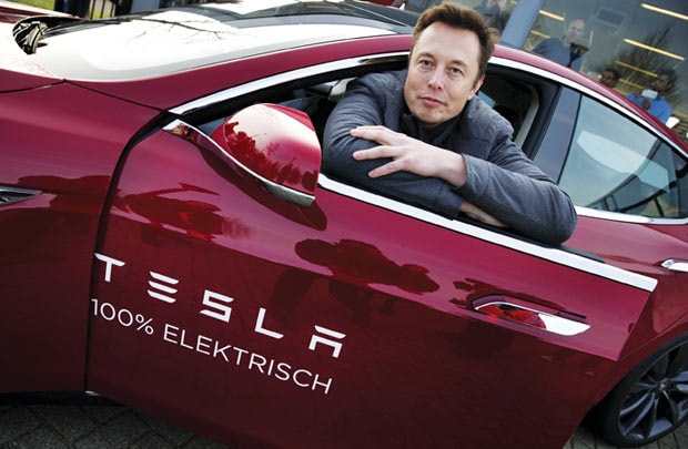 Elon Musk, người muốn thay đổi tương lai nhân loại