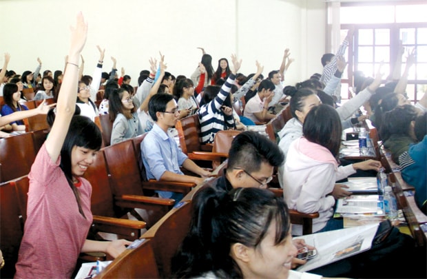 Sinh viên tận dụng lợi thế sức trẻ để hội nhập