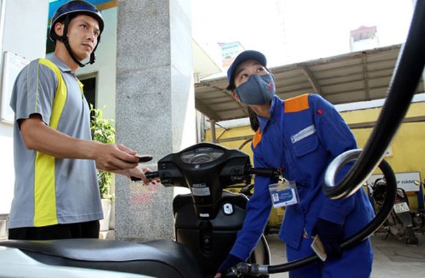 Bộ Công thương xem xét giảm giá xăng dầu sau 3 ngày