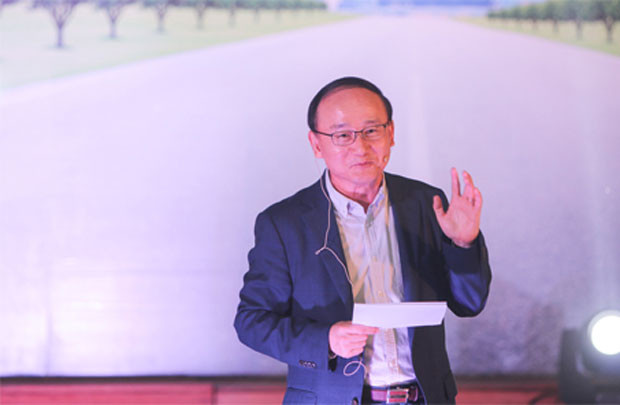 Tổng giám đốc Samsung Việt Nam và 3 điều nhắn nhủ giới trẻ