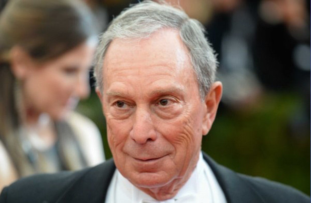 Cách Michael Bloomberg kiếm và tiêu tiền
