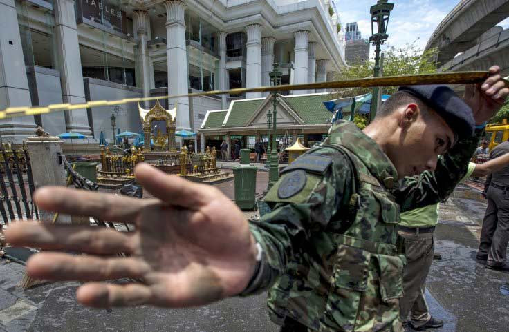 Nổ bom ở Bangkok: Du khách Việt đồng loạt hủy tour sang Thái