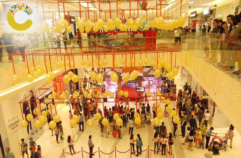 Chương trình “Sale khủng đến nửa đêm” tại Crescent Mall