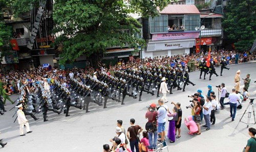 Toàn cảnh lễ diễu binh, diễu hành kỷ niệm 70 năm Quốc khánh 2/9 doanhnhansaigon