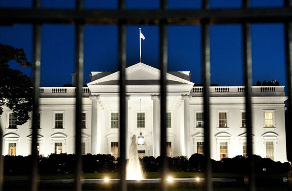 Nhà Trắng cảnh báo nguy cơ chính phủ Mỹ phải đóng cửa