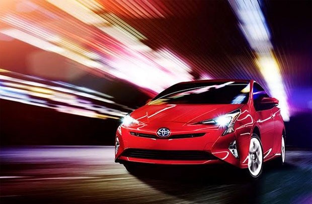Toyota Prius 2016: Tăng tính năng, thêm trải nghiệm thú vị