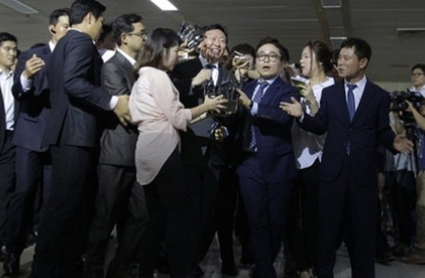 “Huynh đệ tương tàn” tại các tập đoàn lớn nhất Hàn Quốc