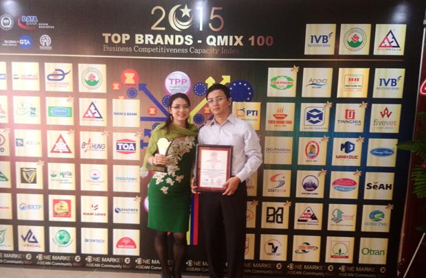 Nội thất gỗ sồi Lâm Hoàng Phát đạt thương hiệu Top Brands 2015