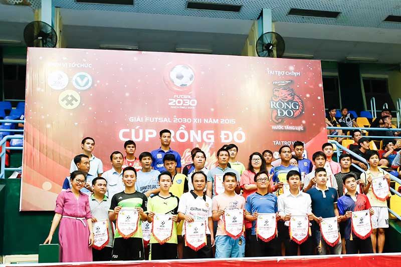 Khai mạc giải Futsal 2030 lần XII cúp Rồng Đỏ