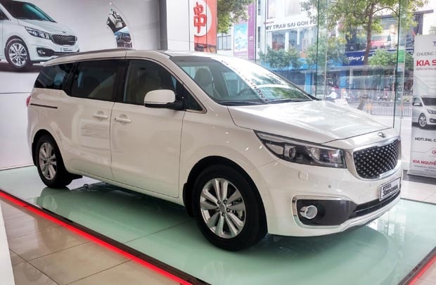 Doanh số Kia Sedona vượt hơn 200 xe