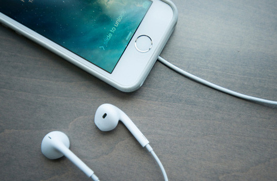 Bỏ jack tai nghe 3,5mm - sai lầm tệ hại của iPhone 7