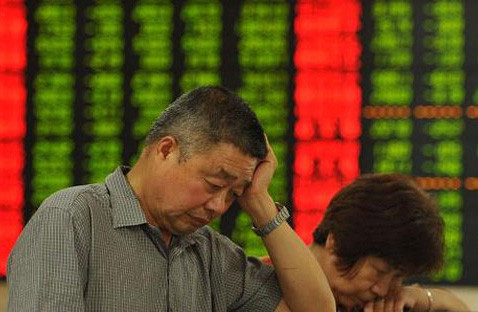 Phiên giao dịch chứng khoán Trung Quốc tồi tệ nhất 20 năm qua