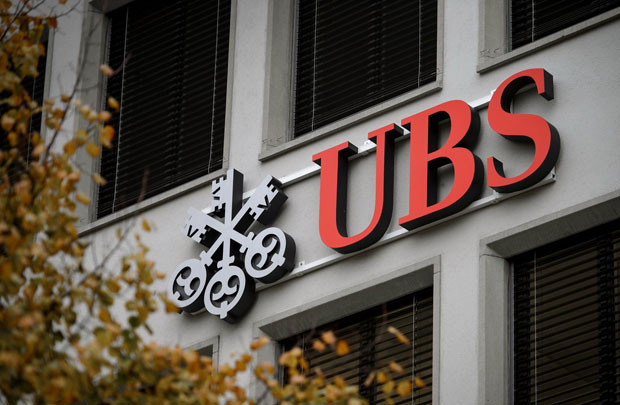 Năm 2015, ngân hàng UBS đạt lợi nhuận ròng 6 tỷ USD