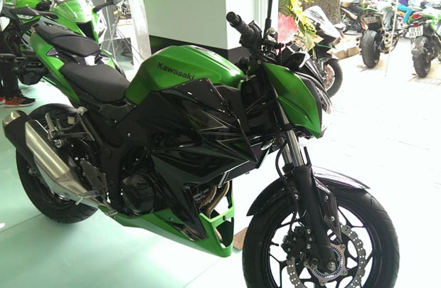 Z300 ABS - mẫu nakedbike giá mềm của Kawasaki
