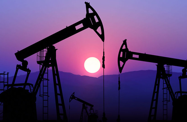 Giá dầu giảm sau thỏa thuận giữa 3 nước OPEC và Nga