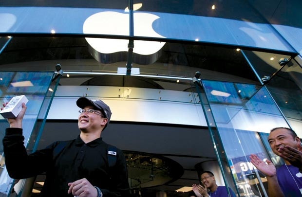 Apple: Khi iPhone dừng tăng trưởng