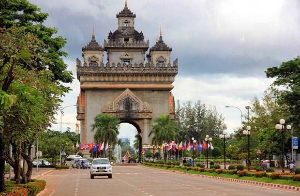 Khởi động lại mối quan tâm đầu tư vào Lào