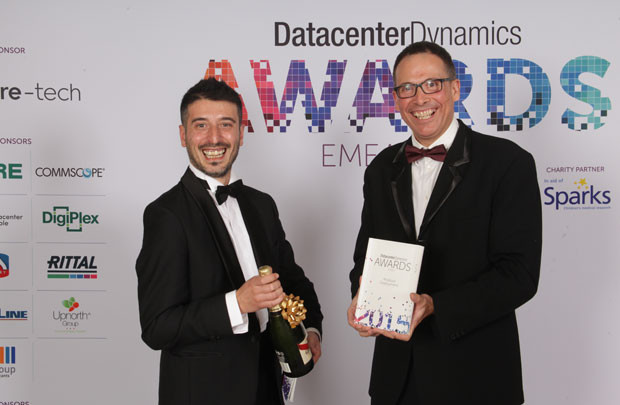 Schneider Electric được trao DatacenterDynamics Leaders Award