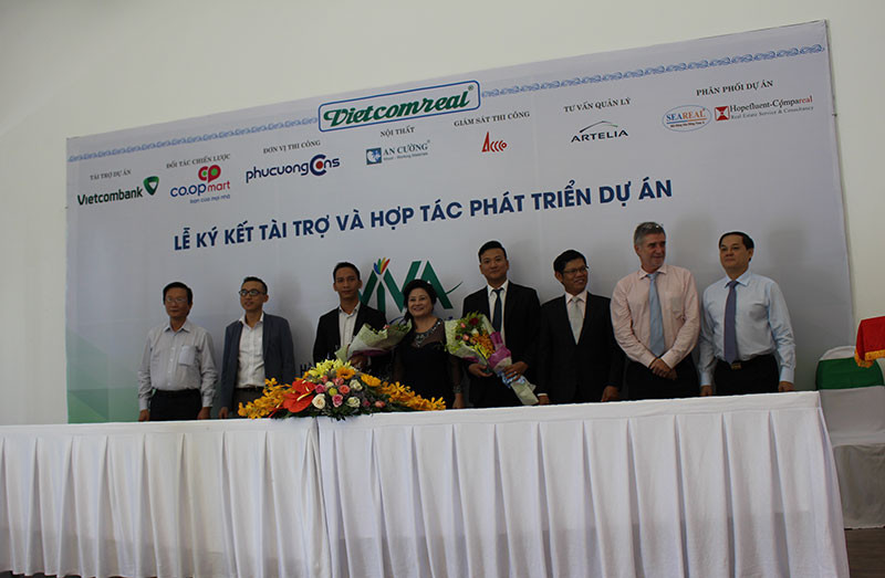 Việt Gia Phú và Vietcomreal ký kết với 8 đối tác
