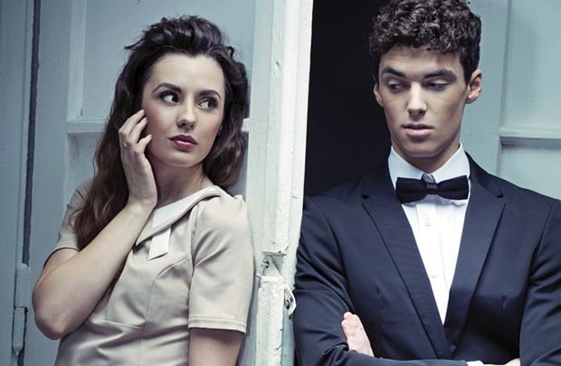 Vợ chồng ngược tính