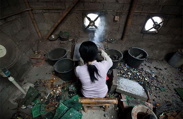 Việt Nam sẽ thoát nỗi ám ảnh rác thải điện tử