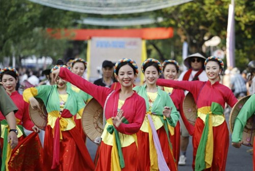Festival Huế 2016 doanhnhansaigon