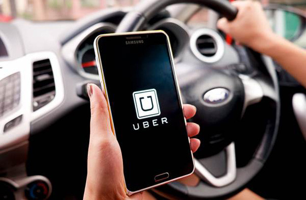 Taxi Uber chính thức được hợp pháp hóa tại Toronto