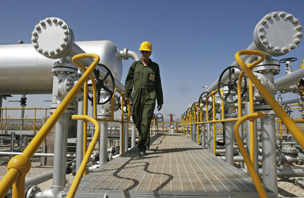 Iran sẵn sàng bàn về hạn chế sản lượng dầu thô
