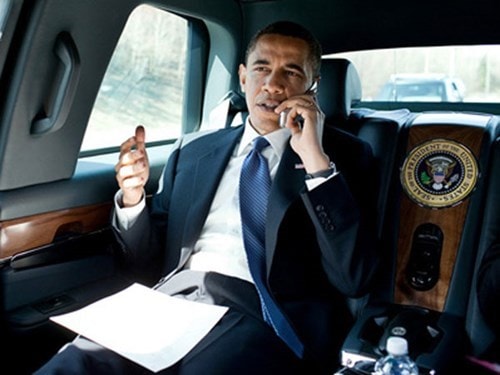 Điện thoại là vật bất ly thân của Tổng thống Obama doanhnhansaigon
