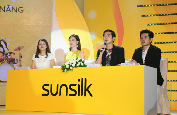 Tìm kiếm nhóm nhạc nữ Sunsilk Hello Yellow