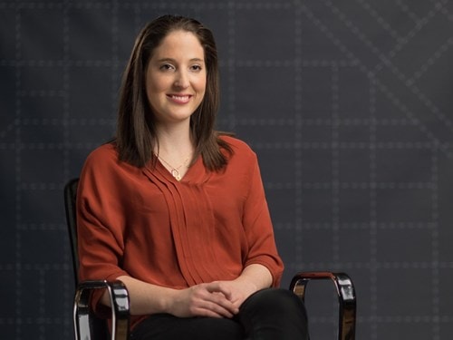 Rachel Holt doanhnhansaigon