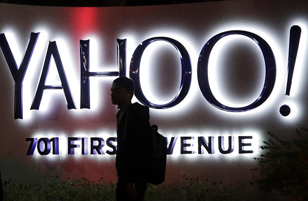 Thương vụ Verizon - Yahoo: Muộn còn hơn không