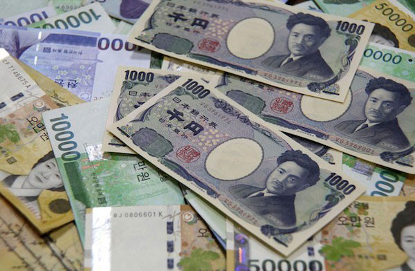 Hàn Quốc và Nhật Bản đàm phán hoán đổi tiền tệ mới