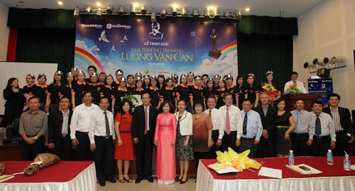 Báo Doanh Nhân Sài Gòn kỷ niệm 15 năm thành lập doanhnhansaigon