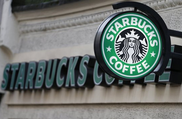 Tái định vị thương hiệu: Cách của Starbucks 