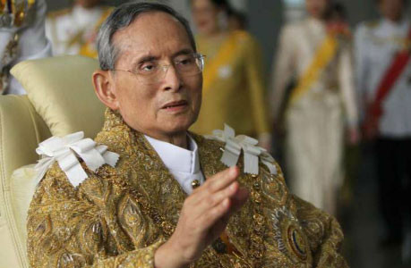 Vì sao người Thái yêu Quốc Vương Bhumibol Adulyadeji? 