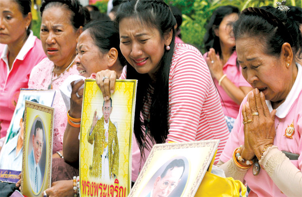 Vua Bhumibol Adulyade - biểu tượng bền vững của Thái Lan