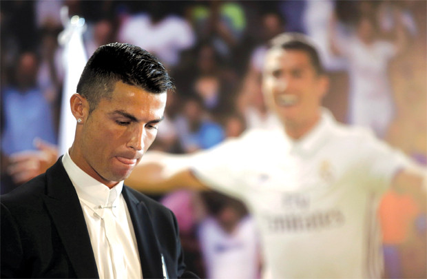 Ronaldo - người tạo ra một thế hệ
