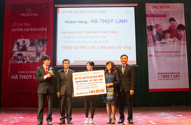 Prudential chi trả hơn 4 tỷ đồng cho gia đình doanh nhân Hà Thúy Linh
