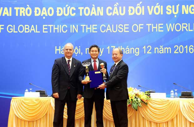 Chubb Life nhận hai giải thưởng từ Liên hiệp các Hội UNESCO Việt Nam 