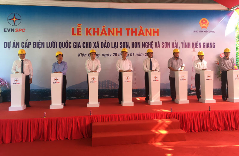 Hơn 3.000 hộ dân xã đảo Kiên Giang có điện đón tết