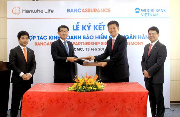 Hanwha Life Việt Nam và Woori Bank ký thỏa thuận hợp tác 