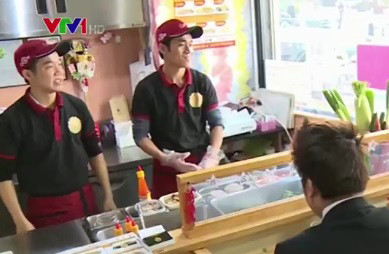 Tiệm bánh mì Xin Chào của 2 chàng trai Việt trên đất Nhật