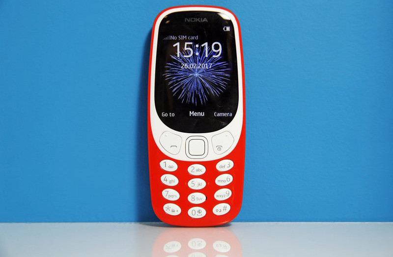 Nokia 3310 - huyền thoại ngày trở về