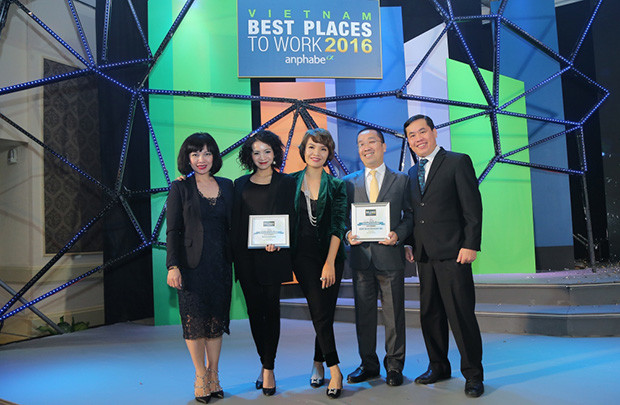 Techcombank thuộc top 2 nơi làm việc tốt nhất Việt Nam ngành ngân hàng 