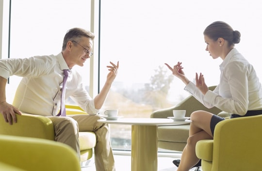 10 cách người thông minh kiểm soát người tiêu cực